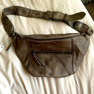 BRAND NEW free people fanny pack/ waist purse